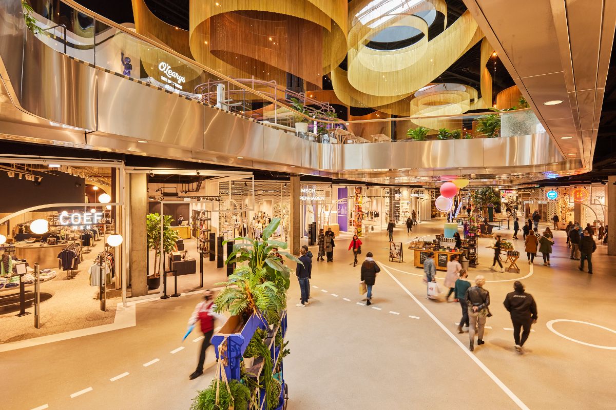 verontschuldigen koper bloeden Nieuwe Mall trekt meteen al veel bezoekers - Vlietnieuws